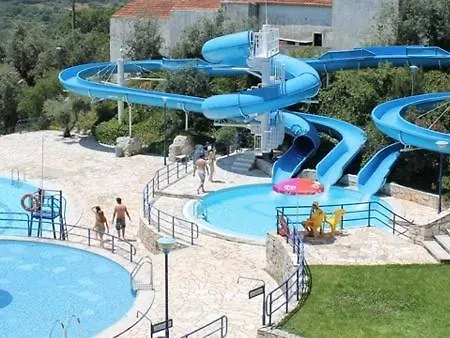 A Casa Da Serra - Local Гостевой дом 3*