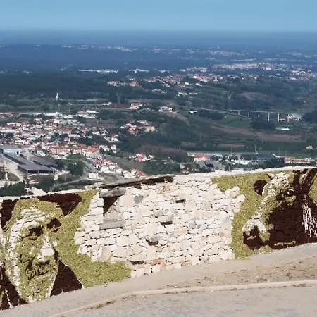 Гостевой дом A Casa Da Serra - Local 3*