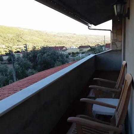 Affittacamere A Casa Da Serra - Local 3*
