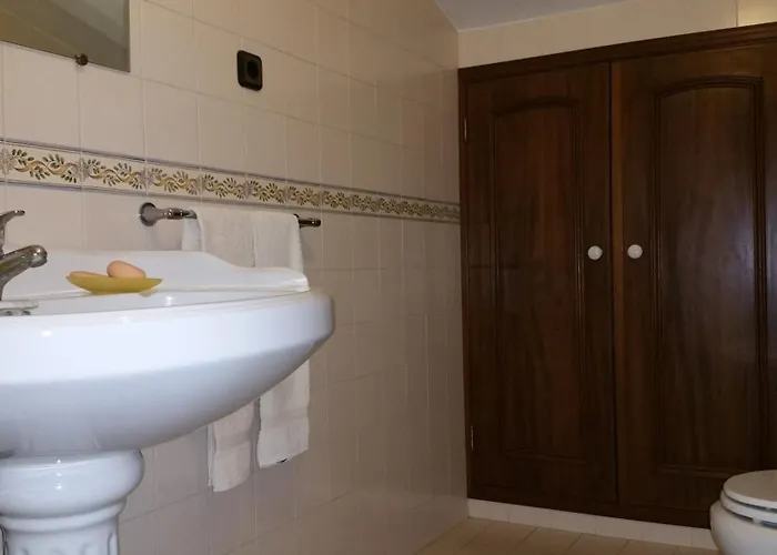 Penzion A Casa Da Serra - Local Casal Velho