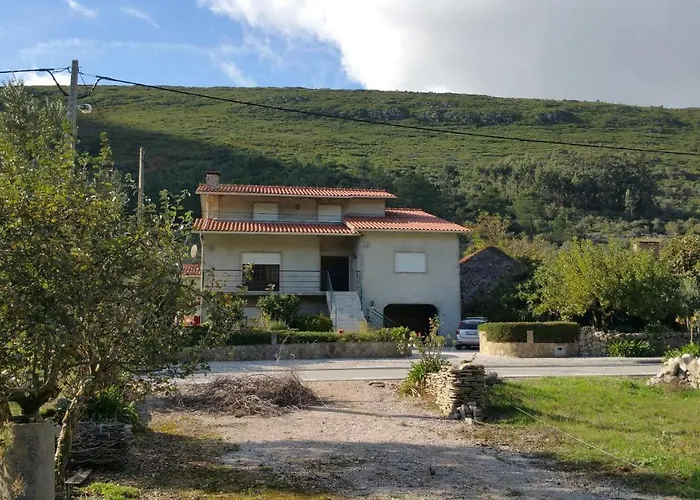 A Casa Da Serra - Local Penzion 3*